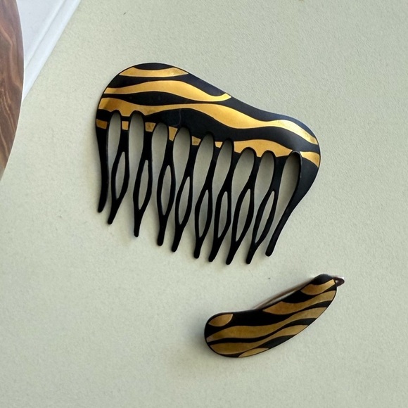 Set of Tiffany & Co. Angela Cummings Hair Clip/Barrette and Comb in Gold & Iron main image 5